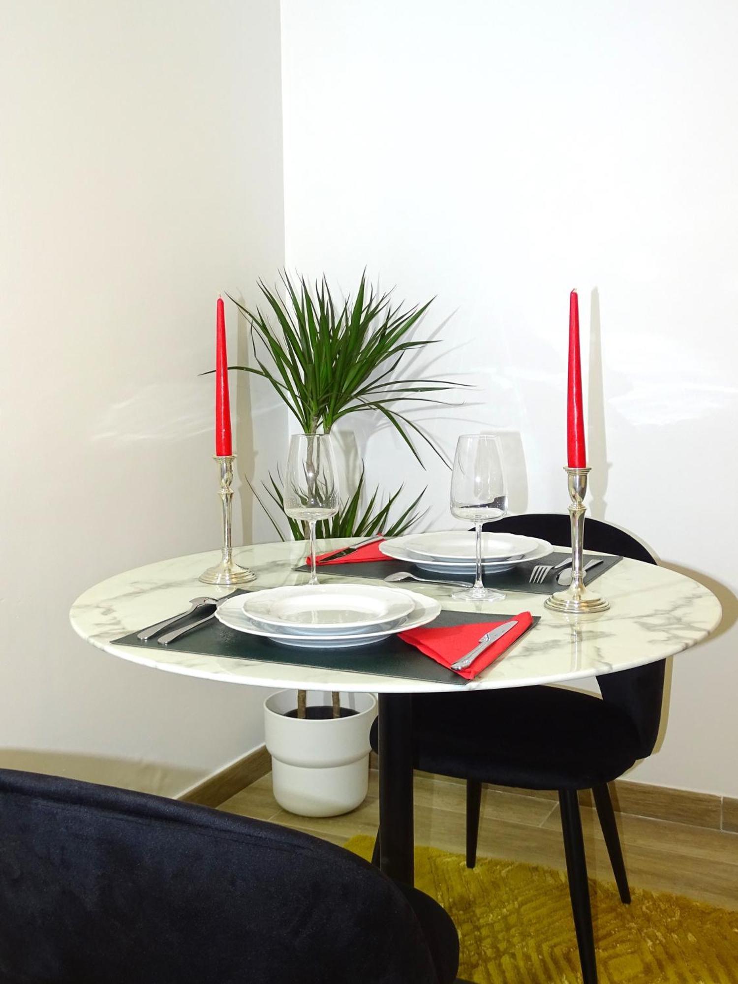Tilia Jourdan-Studio Cosy Aix Centre-Cours Mirabeau-Parking-Wifi-Smart Tv-Rue Calme Aix-en-Provence Exterior foto