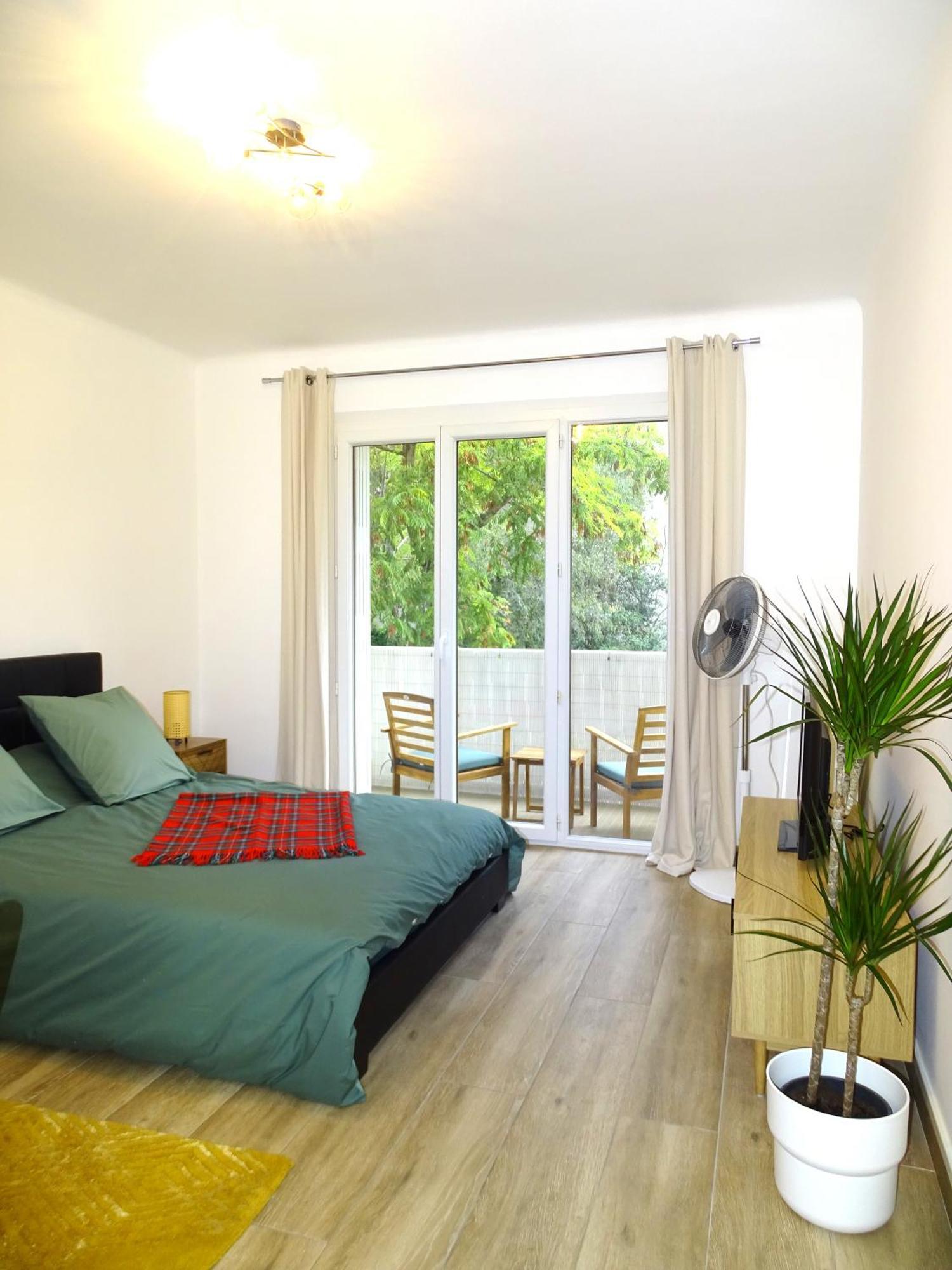 Tilia Jourdan-Studio Cosy Aix Centre-Cours Mirabeau-Parking-Wifi-Smart Tv-Rue Calme Aix-en-Provence Exterior foto